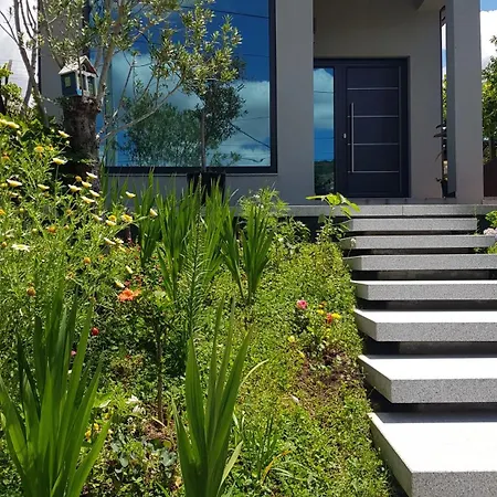 別荘 Casa Anjos アマランテ